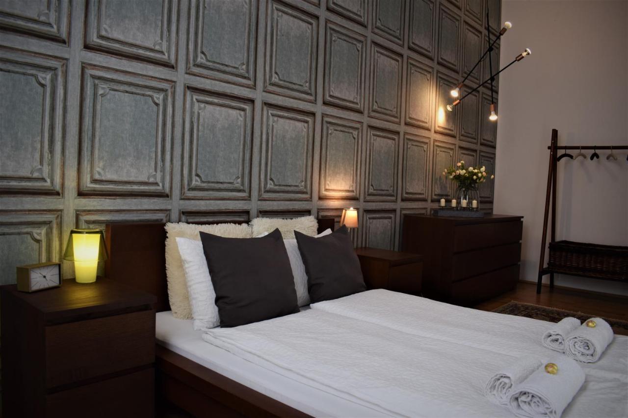 Your Gorgeous And Spacious Dream Home Free Parking Budapest Bagian luar foto